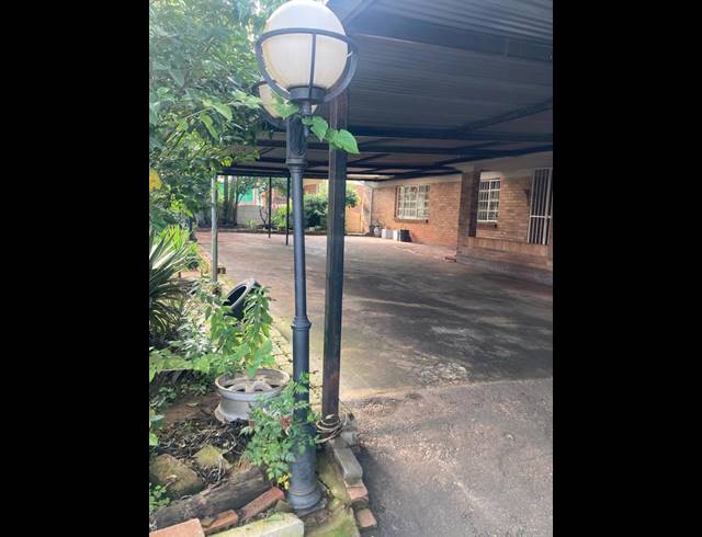 4 BEDROOM HOUSE FOR SALE IN PRIMROSE HILL